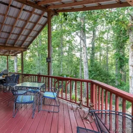 Buy this 3 bed house on 549 Otter Track Road in Wetumpka, AL 36092