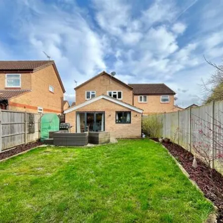 Buy this 5 bed house on Rosemary Close in Gloucester, GL4 5TL