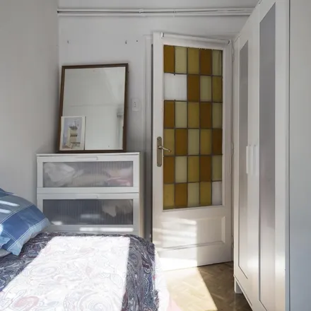 Rent this 4 bed room on Carrer del Capità Arenas in 68, 08034 Barcelona