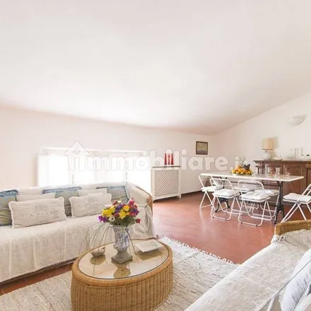 Image 8 - Via Giuseppe Spinetti, 55042 Forte dei Marmi LU, Italy - Apartment for rent