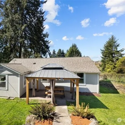 Buy this 2 bed house on 10021 1st Avenue Southwest in Seattle, WA 98146