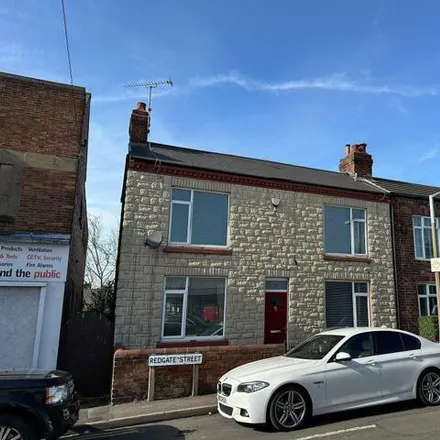 Buy this 3 bed duplex on Redgate Street in Pinxton, NG16 6LN