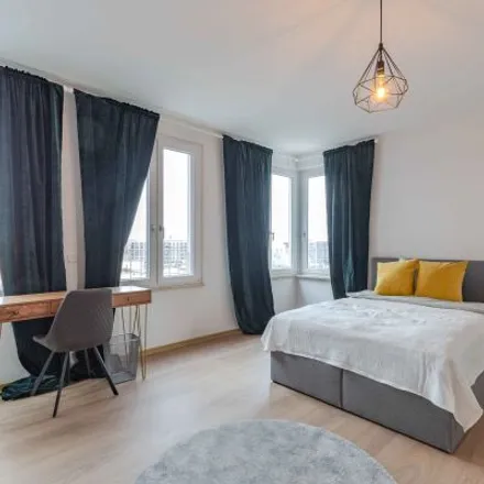 Rent this 4 bed room on Klara-Franke-Straße 8 in 10557 Berlin, Germany