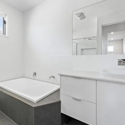 Image 2 - 21 Kempsie Road, Upper Mount Gravatt QLD 4122, Australia - Apartment for rent