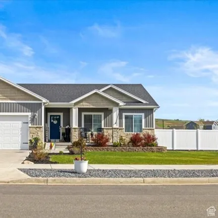Image 2 - 340 South, Hyrum, UT 84319, USA - House for sale
