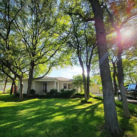 Buy this 3 bed house on 654 Quail Creek Circle in Grayson County, TX 75076