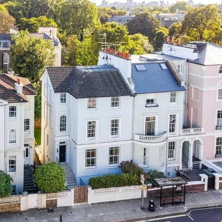 Rent this 6 bed duplex on Regent's Park Road in Primrose Hill, London