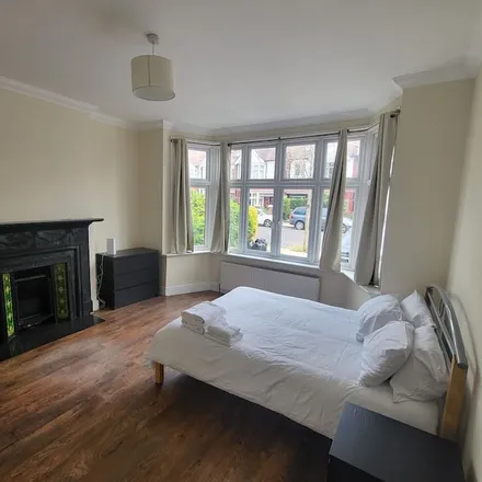 Rent this 5 bed house on London in SW18 5UG, United Kingdom