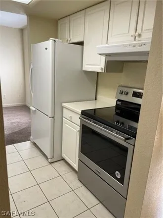 Image 6 - Towers Condominiums, 2366 East Mall Drive, Fort Myers, FL 33901, USA - Condo for rent
