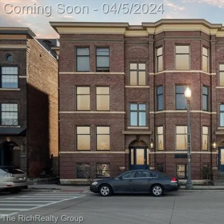 Image 1 - Lamar Residence, 112 Watson Street, Detroit, MI 48201, USA - Condo for sale