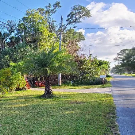 Buy this 3 bed house on 345 Putnam Avenue in Ormond Beach, FL 32174