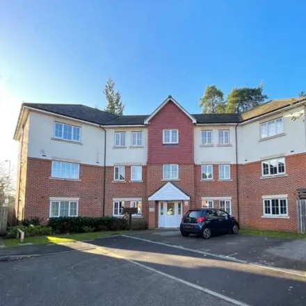 Buy this 2 bed apartment on 36-47 Royal Drive in Lindford, GU35 0QF