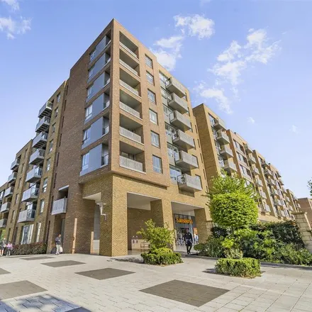 Rent this 2 bed apartment on Smithfield Square in Cross Lane, London