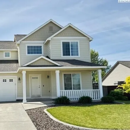Buy this 4 bed house on 9850 Norfolk Drive in Pasco, WA 99301