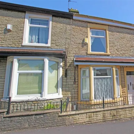 Rent this 2 bed townhouse on Higher Perry Street in Darwen, BB3 3AE