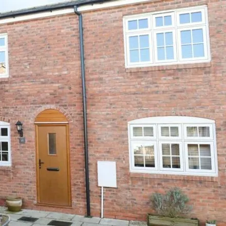 Buy this 2 bed house on Warwick Street in Daventry, NN11 4AJ
