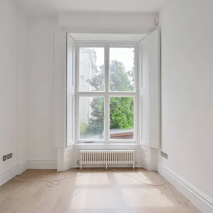 Rent this 2 bed apartment on Shampoo in Regent's Park Road, Primrose Hill