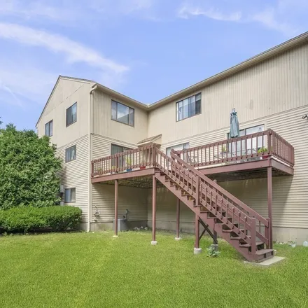 Image 3 - 29A;29B;29C;29D Country Club Lane, Milford, MA 01757, USA - Condo for sale