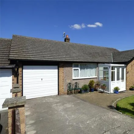 Buy this 3 bed house on Park Avenue in Whaley Bridge, SK23 7PT
