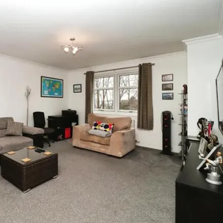 Image 3 - Braemar Court, Glenrothes, KY6 2QY, United Kingdom - Apartment for sale