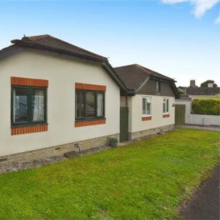 Buy this 2 bed house on Osborn Close in Ipplepen, TQ12 5XB