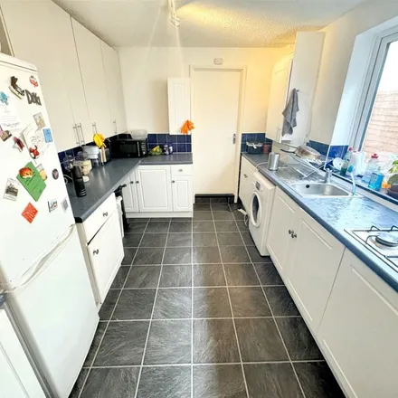 Rent this 3 bed apartment on 20 Etchingham Road in London, E15 2DF