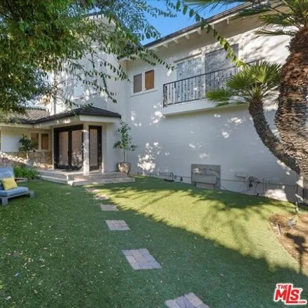 Image 6 - 3821 Sherview Drive, Los Angeles, CA 91403, USA - House for sale