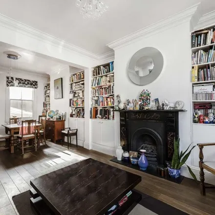 Image 7 - 40 Cheverton Road, London, N19 3BE, United Kingdom - Apartment for rent