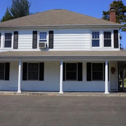 Image 5 - 14 Elizabeth Street, Pine Orchard, Branford, CT 06405, USA - Apartment for rent