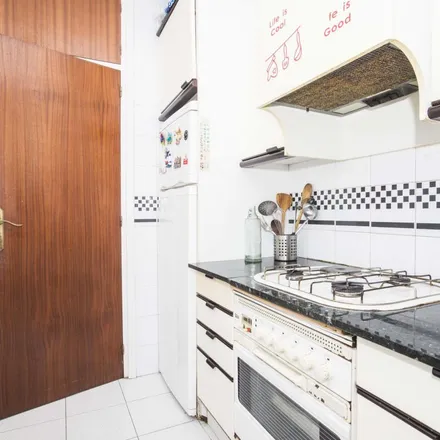 Rent this 3 bed apartment on Gu in Carrer de la Independència, 361