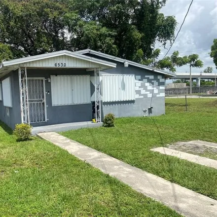 Image 3 - 6530 NW 26th Ave Unit 6530, Miami, Florida, 33147 - House for rent
