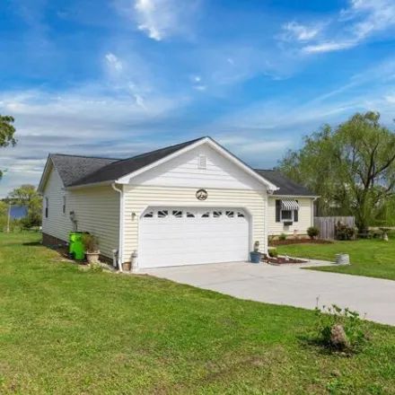 Image 3 - 302 River Reach Court, Swansboro, NC 28584, USA - House for sale