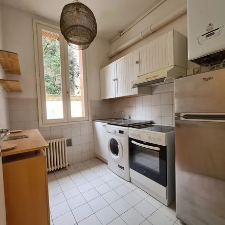 Rent this 3 bed apartment on 8 Rue du Poids de l'Huile in 31000 Toulouse, France