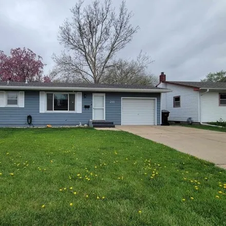 Buy this 3 bed house on 283 James Place in Yankton, SD 57078