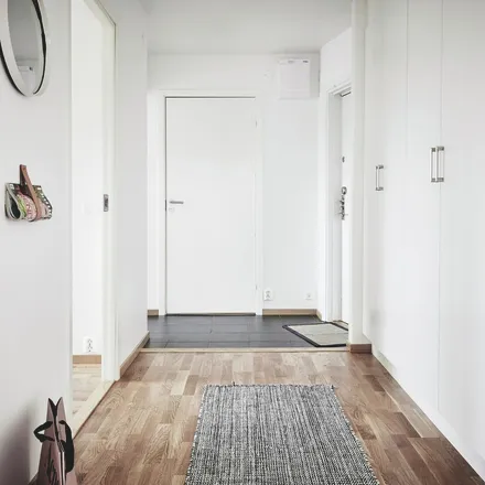 Rent this 3 bed apartment on Pilegården 5B in 436 34 Gothenburg, Sweden