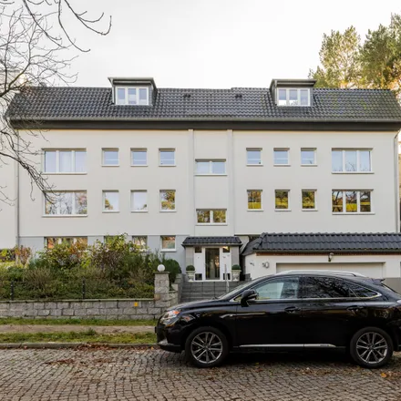 Rent this 1 bed apartment on Villa Weydemann in Im Fischgrund 1, 13465 Berlin