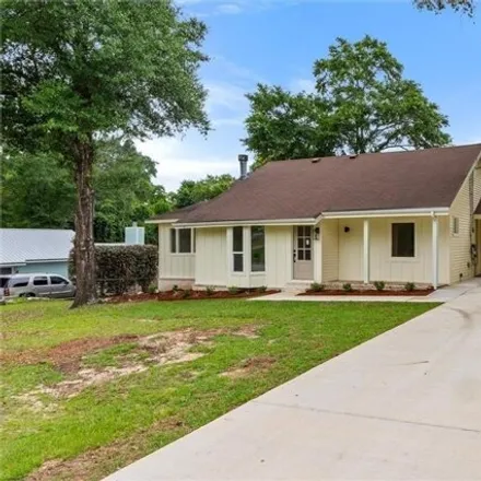 Buy this 3 bed house on 3766 Hickory Drive in Mobile County, AL 36571