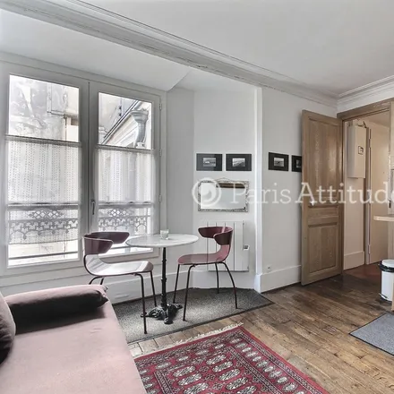 Image 4 - 5 Rue Montmartre, 75001 Paris, France - Apartment for rent