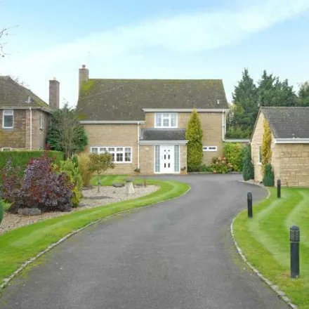 Rent this 3 bed house on Lamborough Hill in Wootton, OX13 6BY