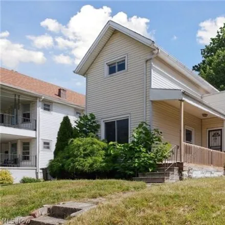 Buy this 4 bed house on 15937 Whitcomb Rd in Cleveland, Ohio