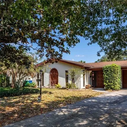Buy this 4 bed house on 2525 Sweetwater Trail in Winter Park, FL 32789