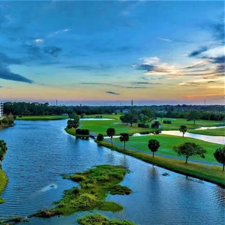 Image 1 - East Bay Golf Club, 702 Country Club Drive, Largo, FL 33771, USA - Condo for sale
