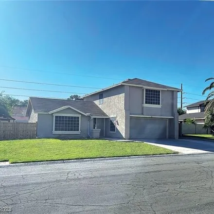 Rent this 4 bed house on 977 North Finchwood Lane in Sunrise Manor, NV 89110
