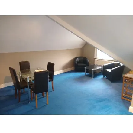 Image 1 - Bedford Hill, London, SW12 9RG, United Kingdom - Apartment for rent
