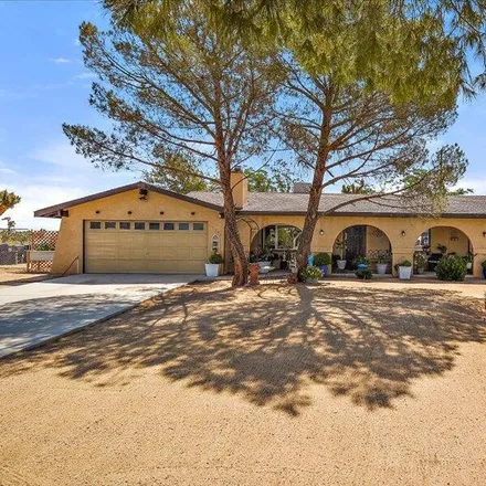 Buy this 3 bed house on 7399 Elata Avenue in Yucca Valley, CA 92284
