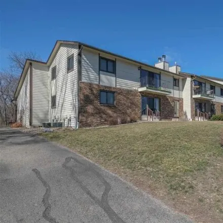Buy this 2 bed condo on 835 Clear Lake Drive in Waseca, MN 56093