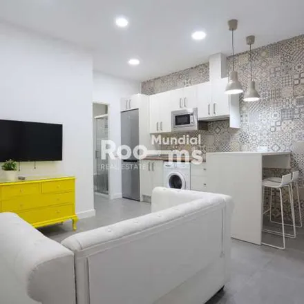 Rent this 1 bed apartment on Ferretería Lauro Chichón in Calle del Padre Rubio, 28029 Madrid