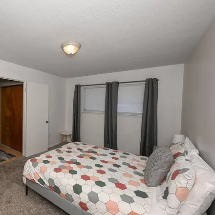 Rent this 1 bed apartment on Mentor in OH, 44060