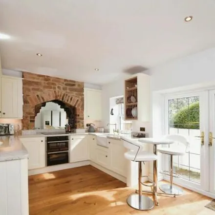 Image 5 - The Crescent, North Yorkshire, North Yorkshire, Ls22 - Townhouse for sale