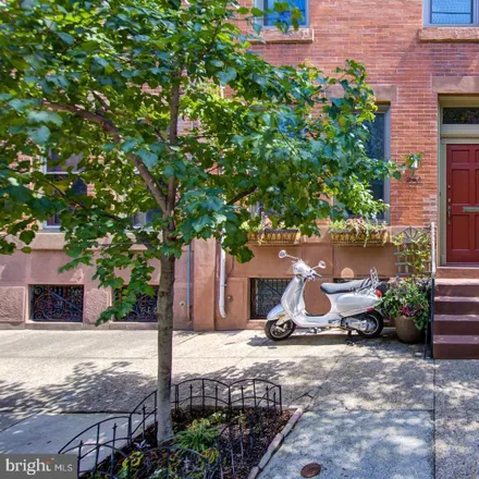 Buy this 4 bed townhouse on The City School: Fairmount Campus in North 24th Street, Philadelphia